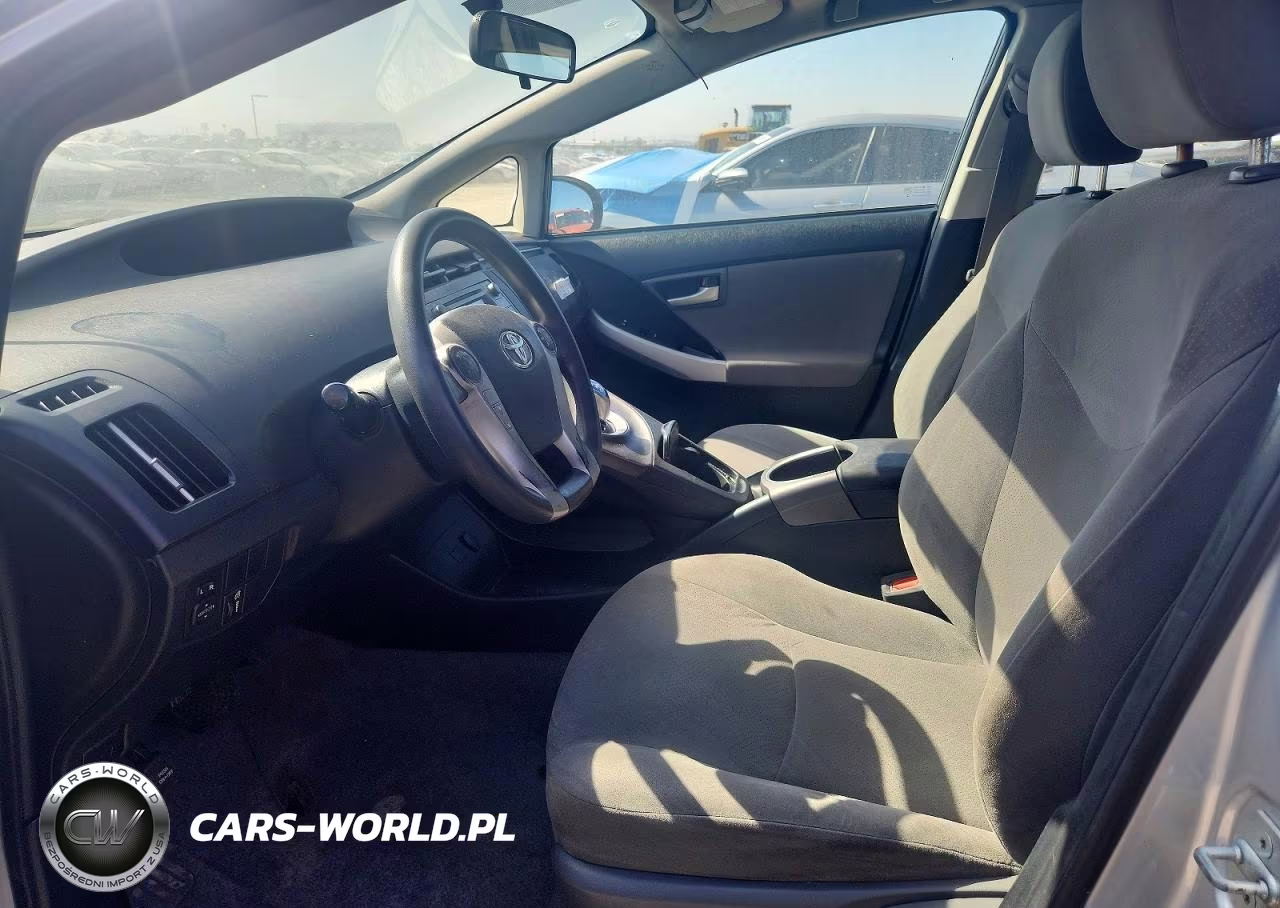 2015 Toyota Prius Three VIN:JTDKN3DU2F0476364 - 7