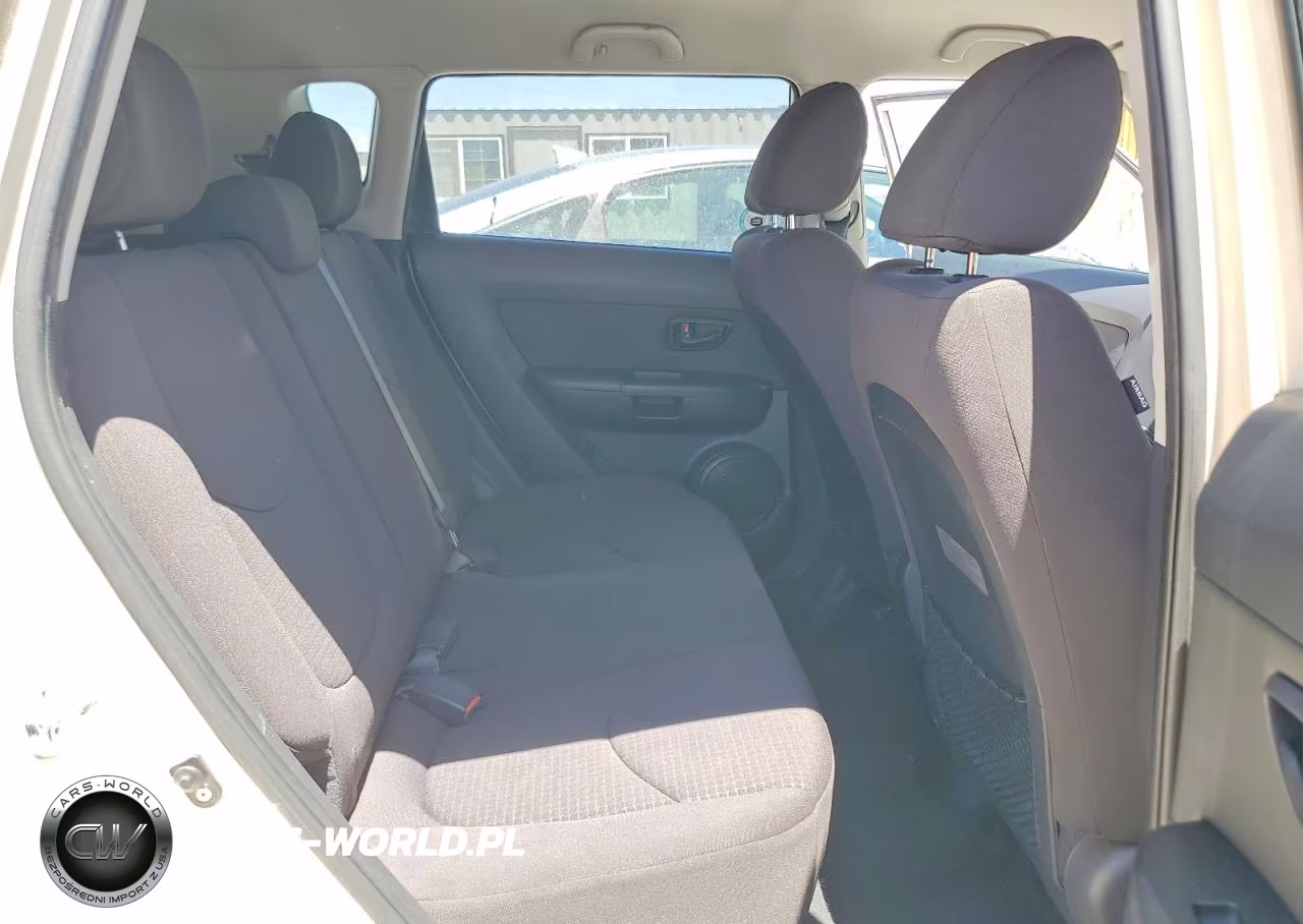 2012 Kia Soul Base VIN:KNDJT2A57C7391371 - 10