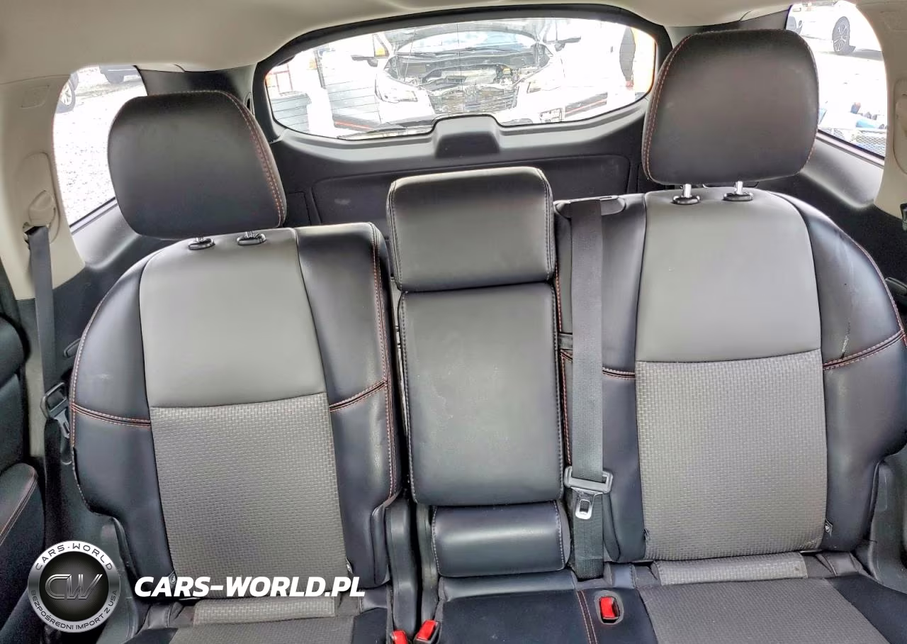 2019 Nissan Pathfinder Sv VIN:5N1DR2MN5KC637519 - 10
