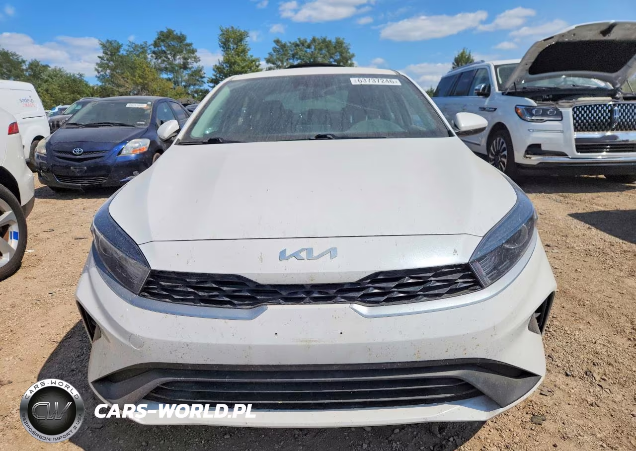 2024 Kia Forte Lxs VIN:3KPF24AD0RE786996 - 5