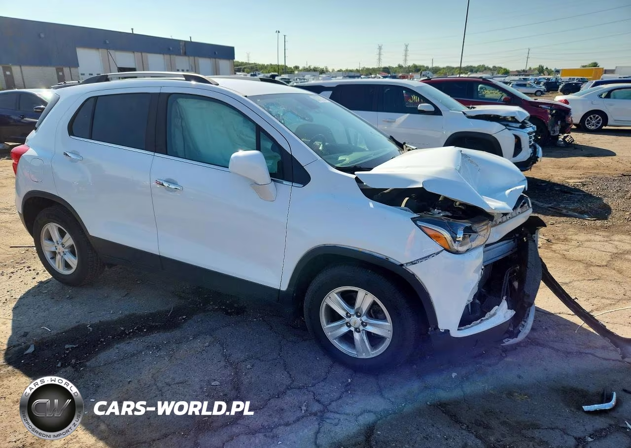 2019 Chevrolet Trax 1Lt VIN:KL7CJLSB2KB910411 - 4
