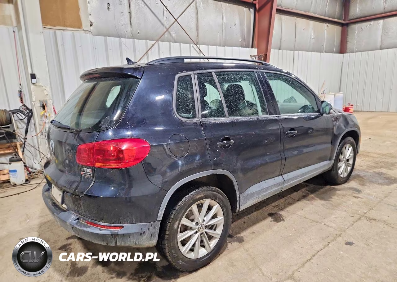 2018 Volkswagen Tiguan VIN:WVGBV7AX0JK003979 - 3