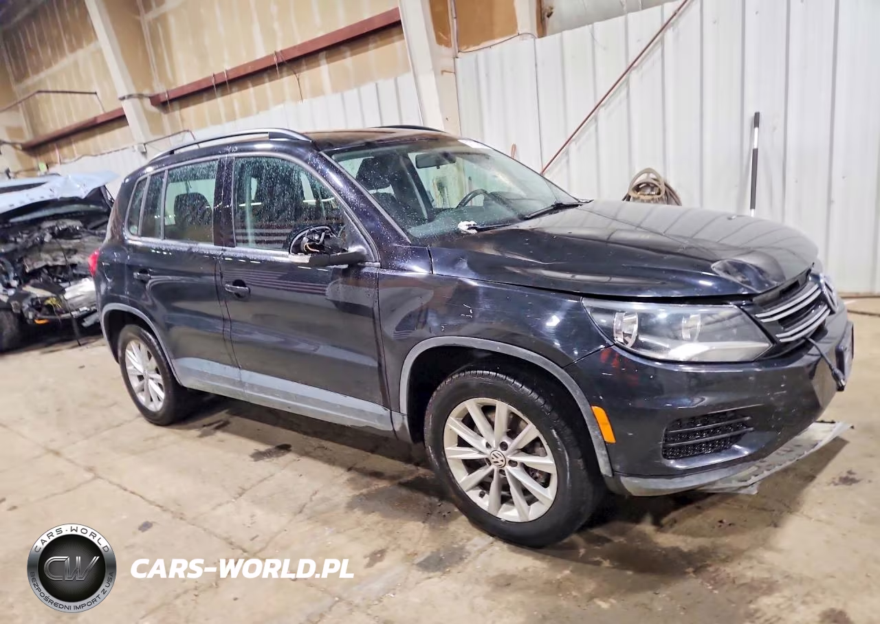 2018 Volkswagen Tiguan VIN:WVGBV7AX0JK003979 - 4