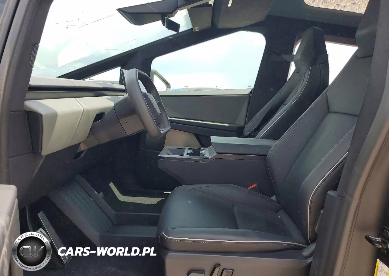 2025 Tesla Cybertruck VIN:7G2CEHED4SA079406 - 7