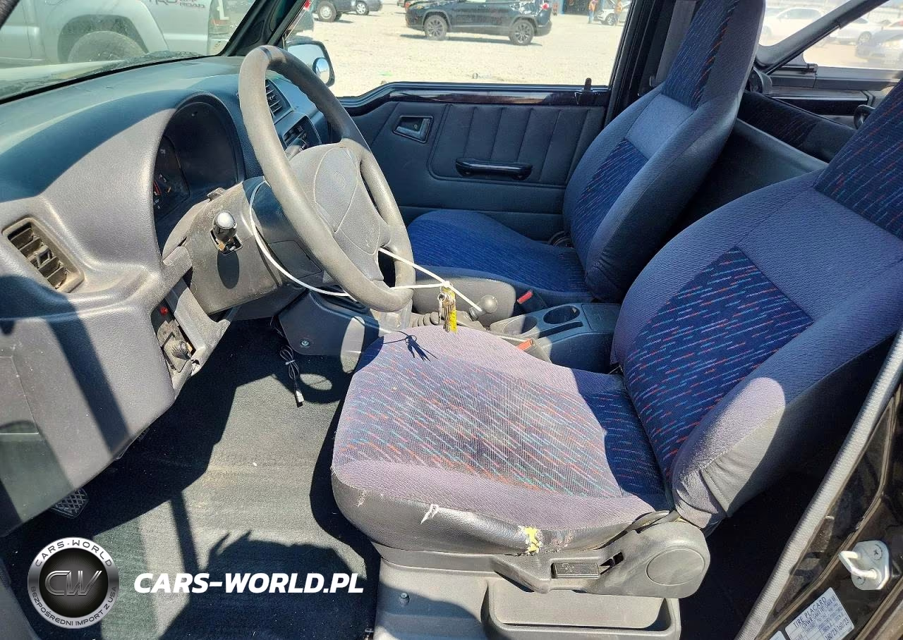 1996 Geo Tracker VIN:2CNBJ1861T6951609 - 7