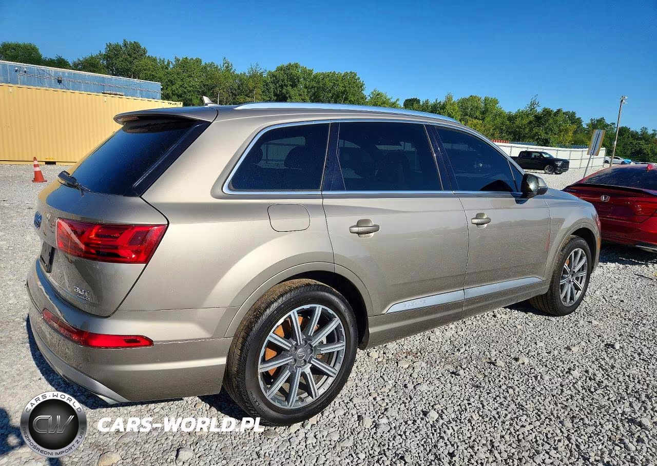 2017 Audi Q7 Premium Plus VIN:WA1LAAF72HD036033 - 3