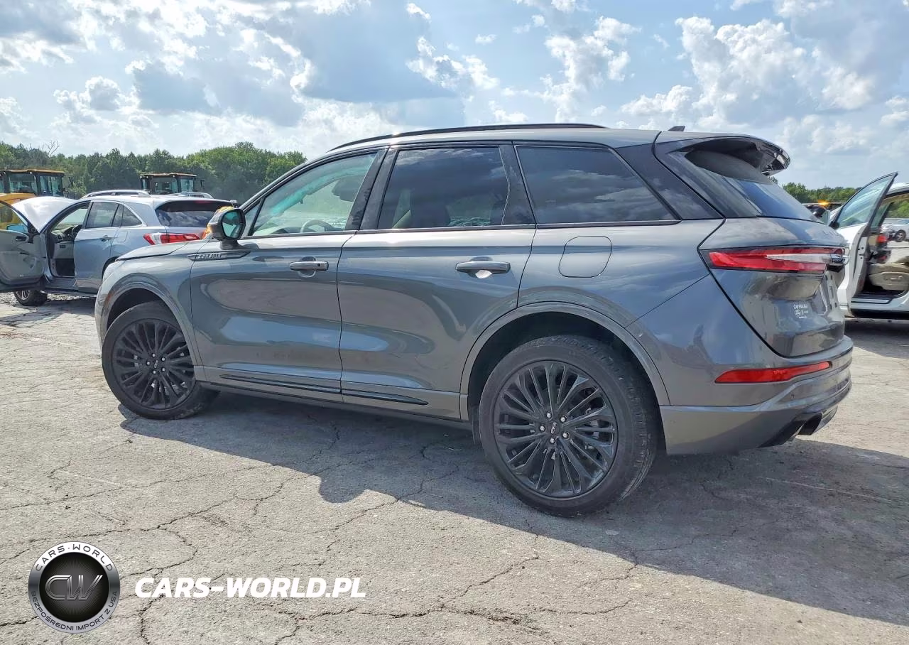2025 Lincoln Corsair Premiere VIN:5LMCJ1CA2SUL04634 - 2
