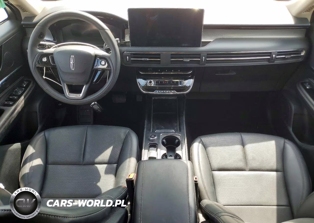 2025 Lincoln Corsair Premiere VIN:5LMCJ1CA2SUL04634 - 8