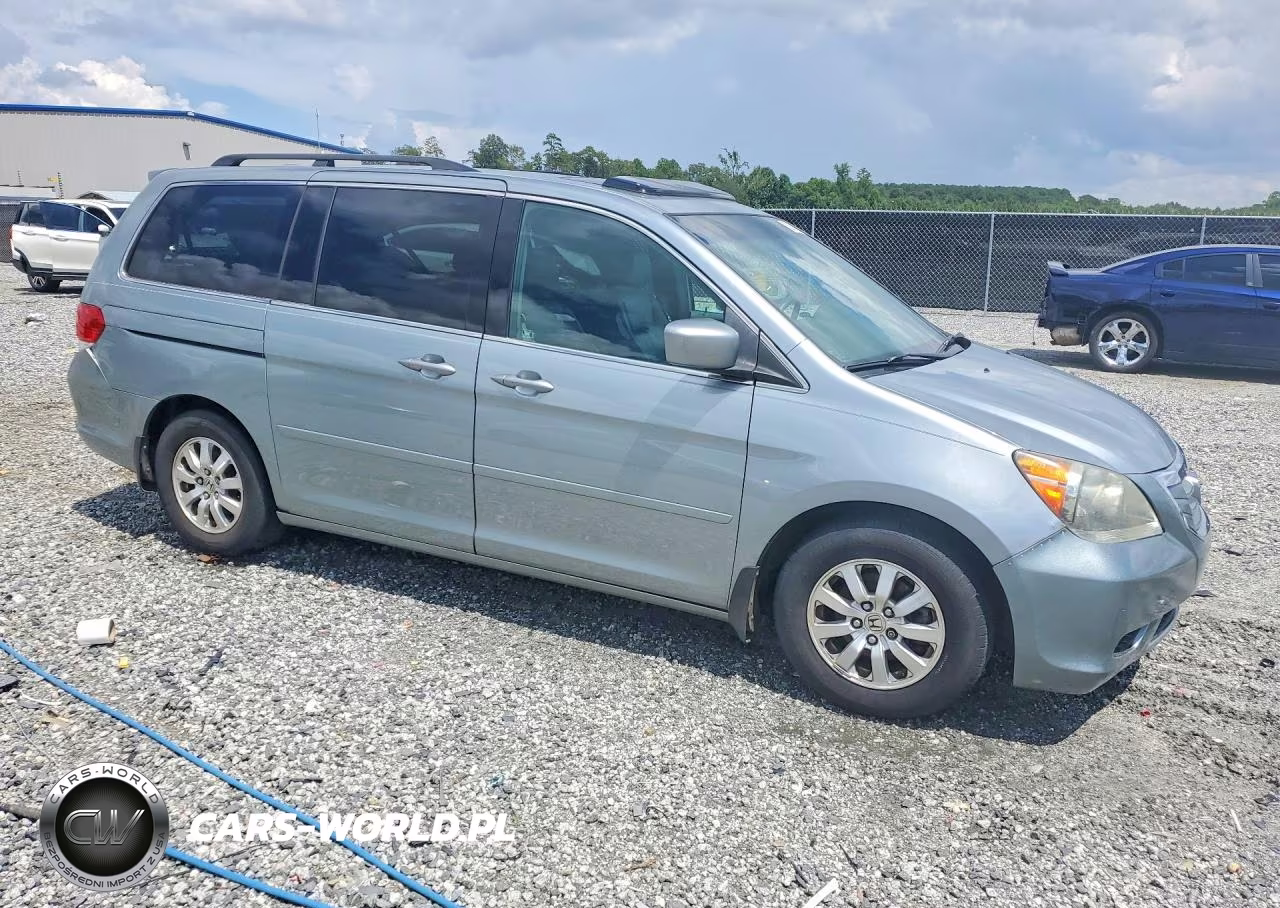 2010 Honda Odyssey Exl VIN:5FNRL3H68AB002607 - 4