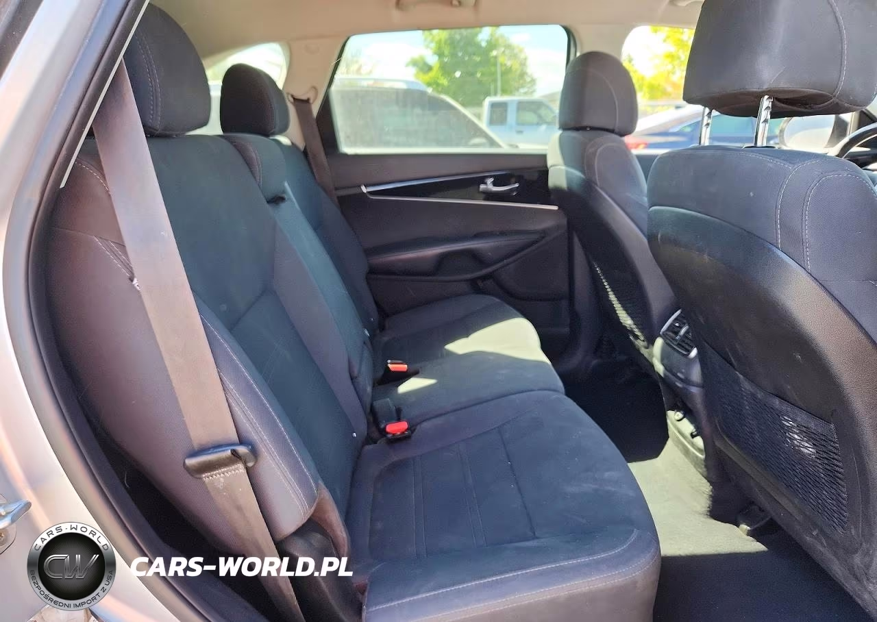 2017 Kia Sorento Lx V6 VIN:5XYPGDA5XHG234566 - 11