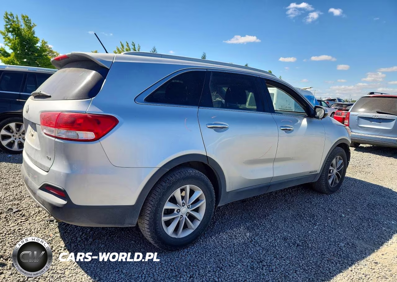 2017 Kia Sorento Lx V6 VIN:5XYPGDA5XHG234566 - 3