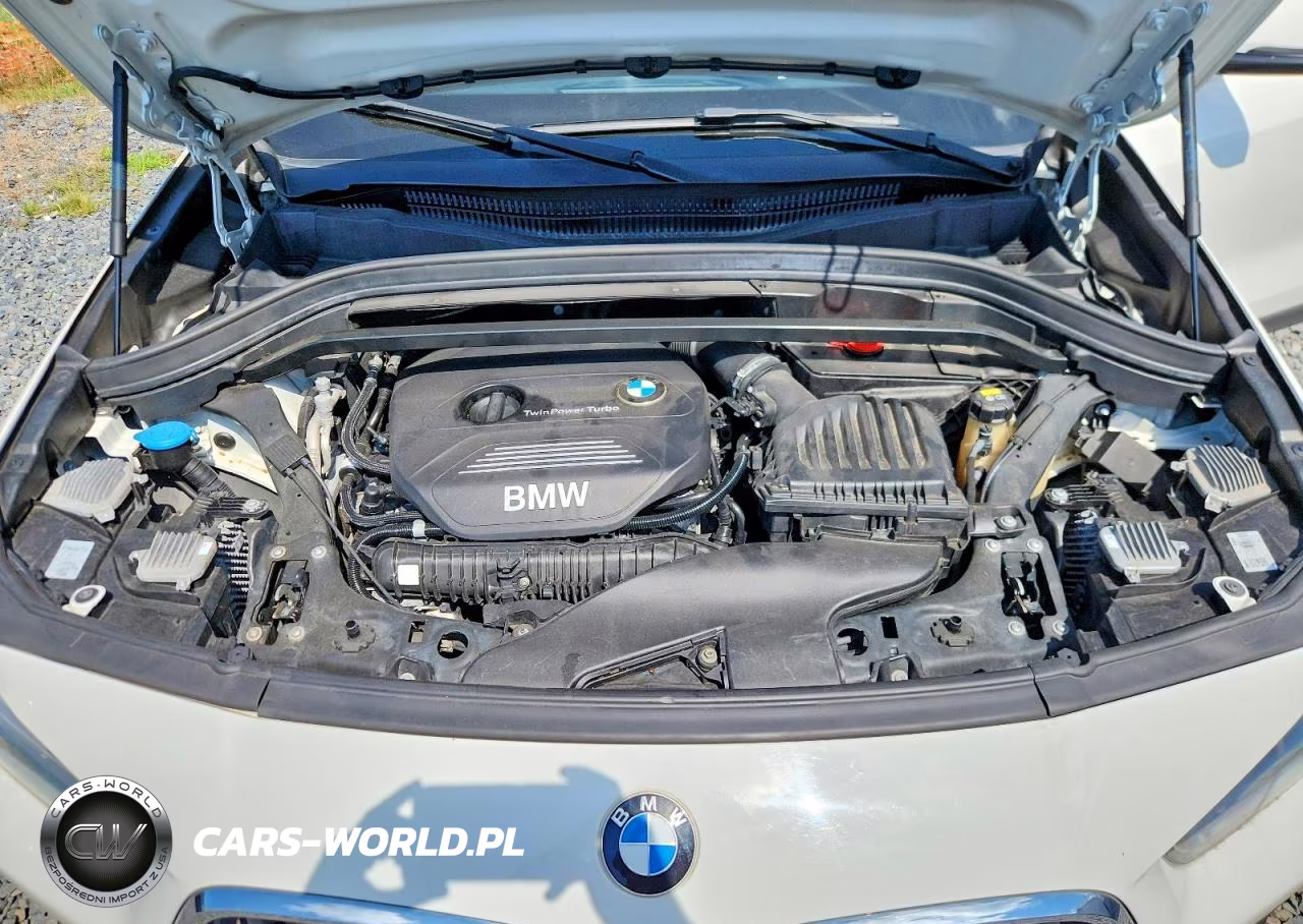 2018 BMW X2 xDrive28I VIN:WBXYJ5C33JEF75786 - 12