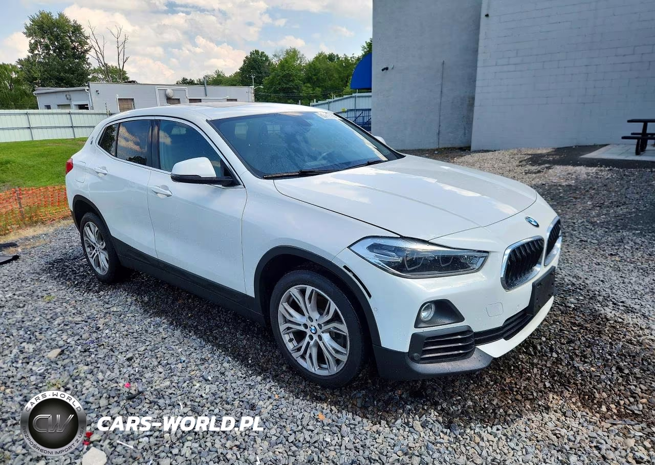 2018 BMW X2 xDrive28I VIN:WBXYJ5C33JEF75786 - 4