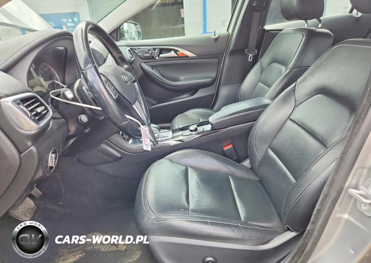 2017 Infiniti Qx30 Luxury VIN:SJKCH5CR1HA033119 - 7
