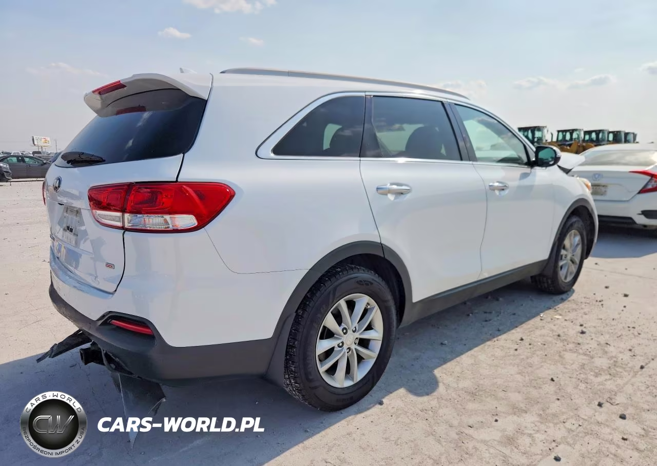 2018 Kia Sorento Lx VIN:5XYPG4A30JG386280 - 3