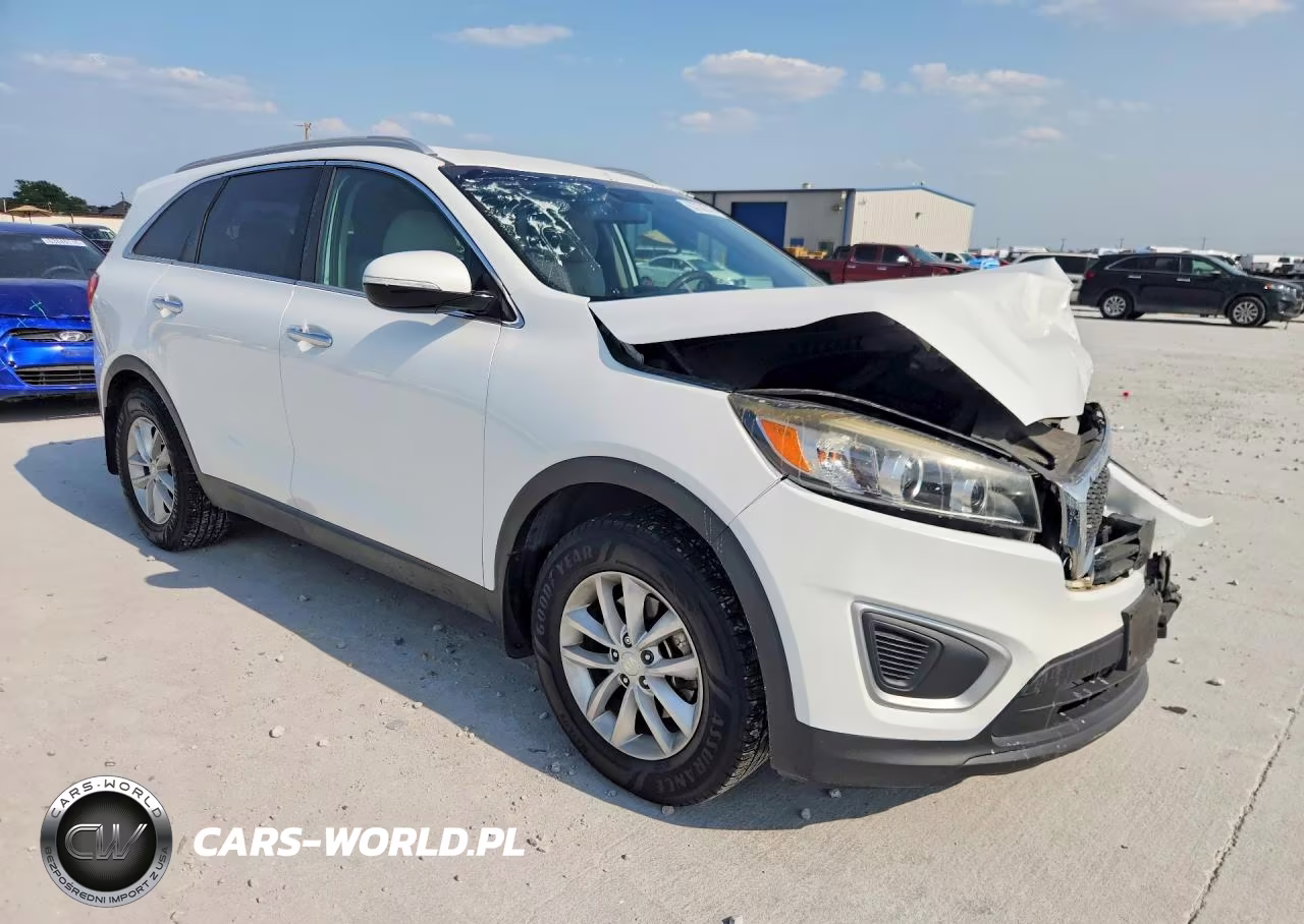 2018 Kia Sorento Lx VIN:5XYPG4A30JG386280 - 4