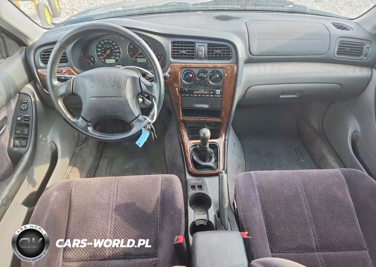 2003 Subaru Legacy L VIN:4S3BH635936303310 - 8