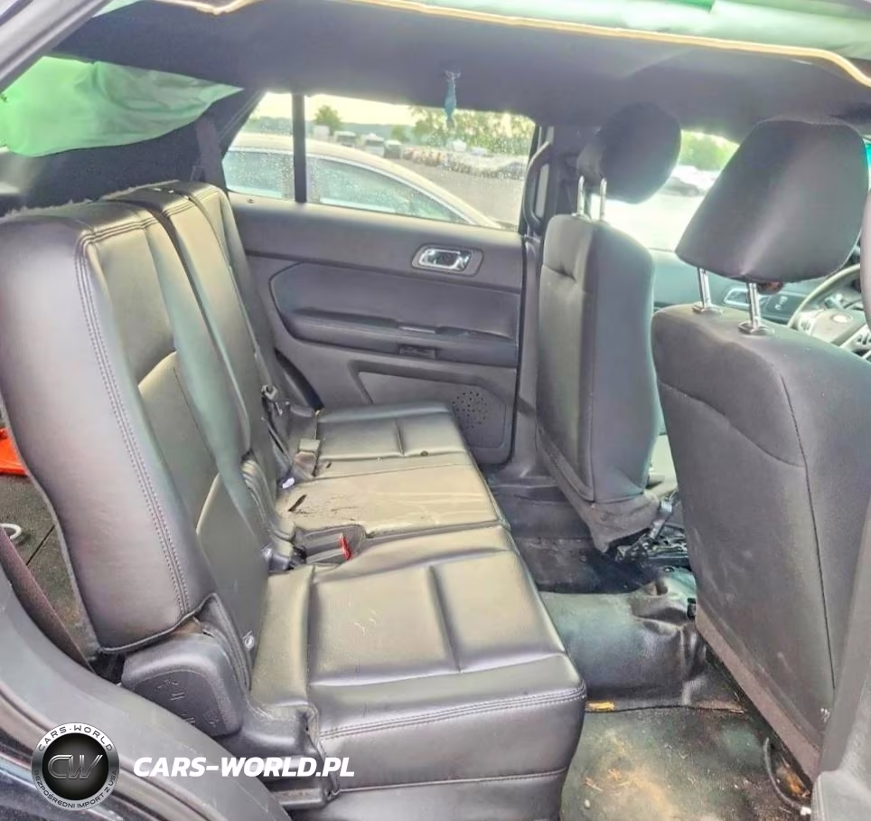 2015 Ford Explorer Police Interceptor VIN:1FM5K8AR3FGA35221 - 11