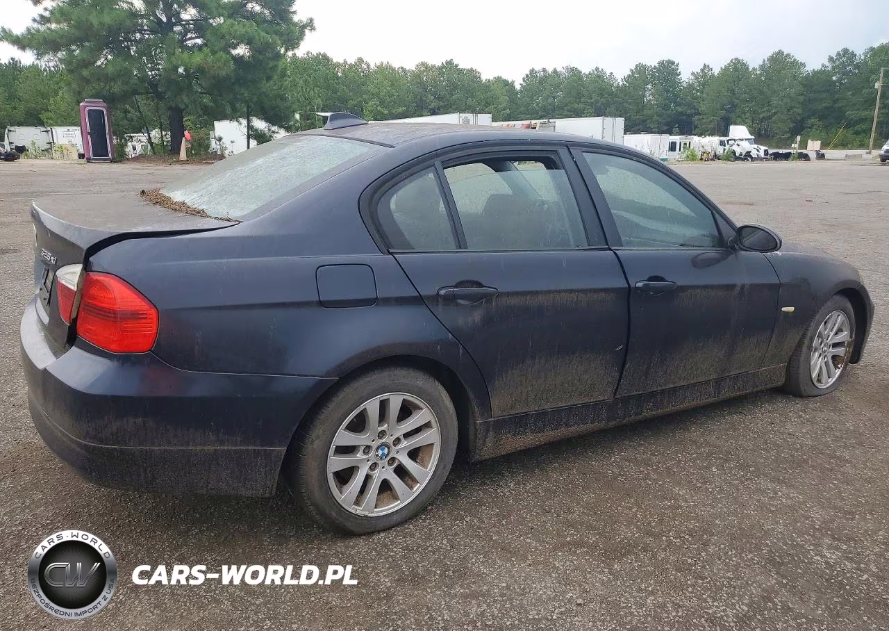2007 BMW 328 Xi VIN:WBAVC93537KX56815 - 3