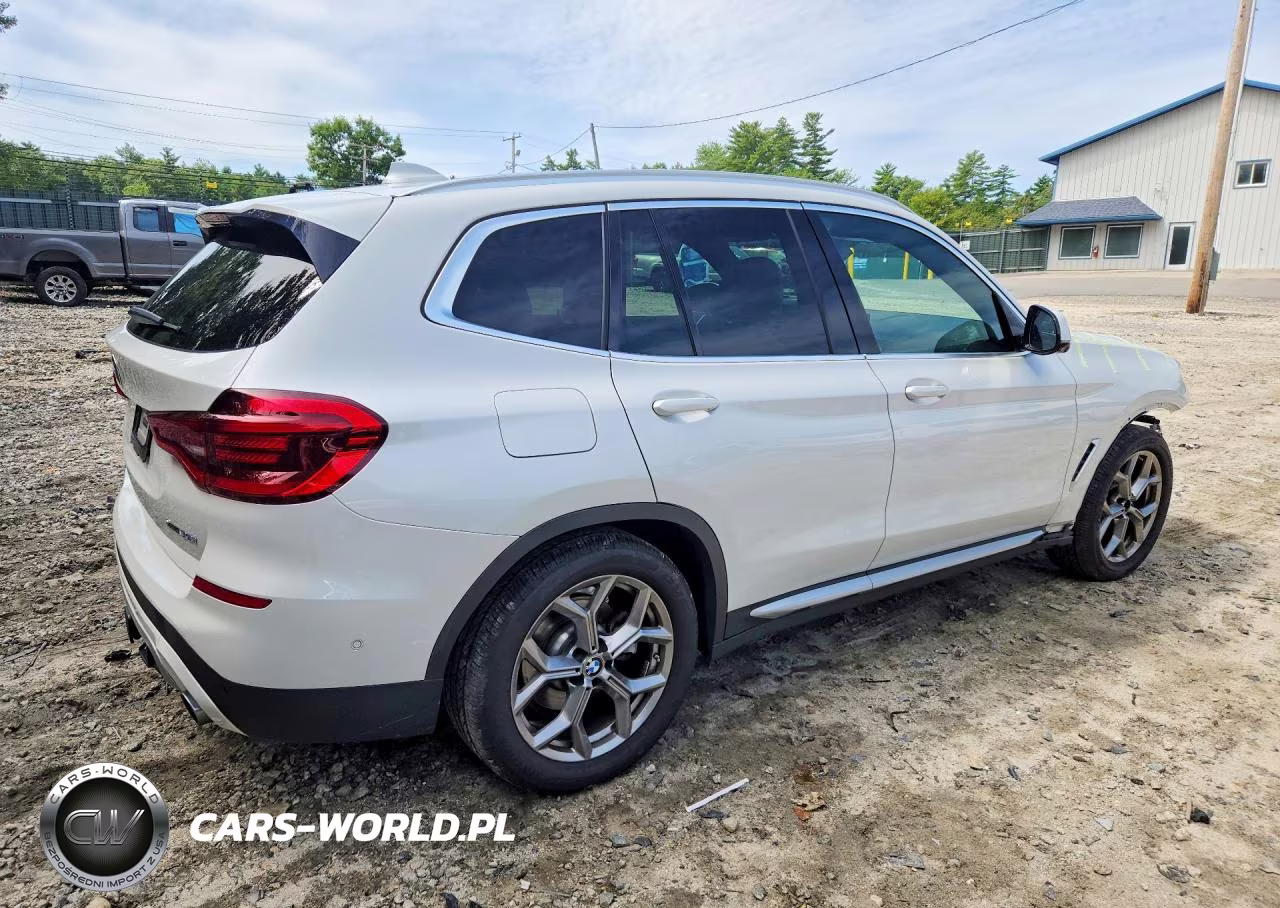 2021 BMW X3 xDrive30I VIN:5UXTY5C08M9F00702 - 3