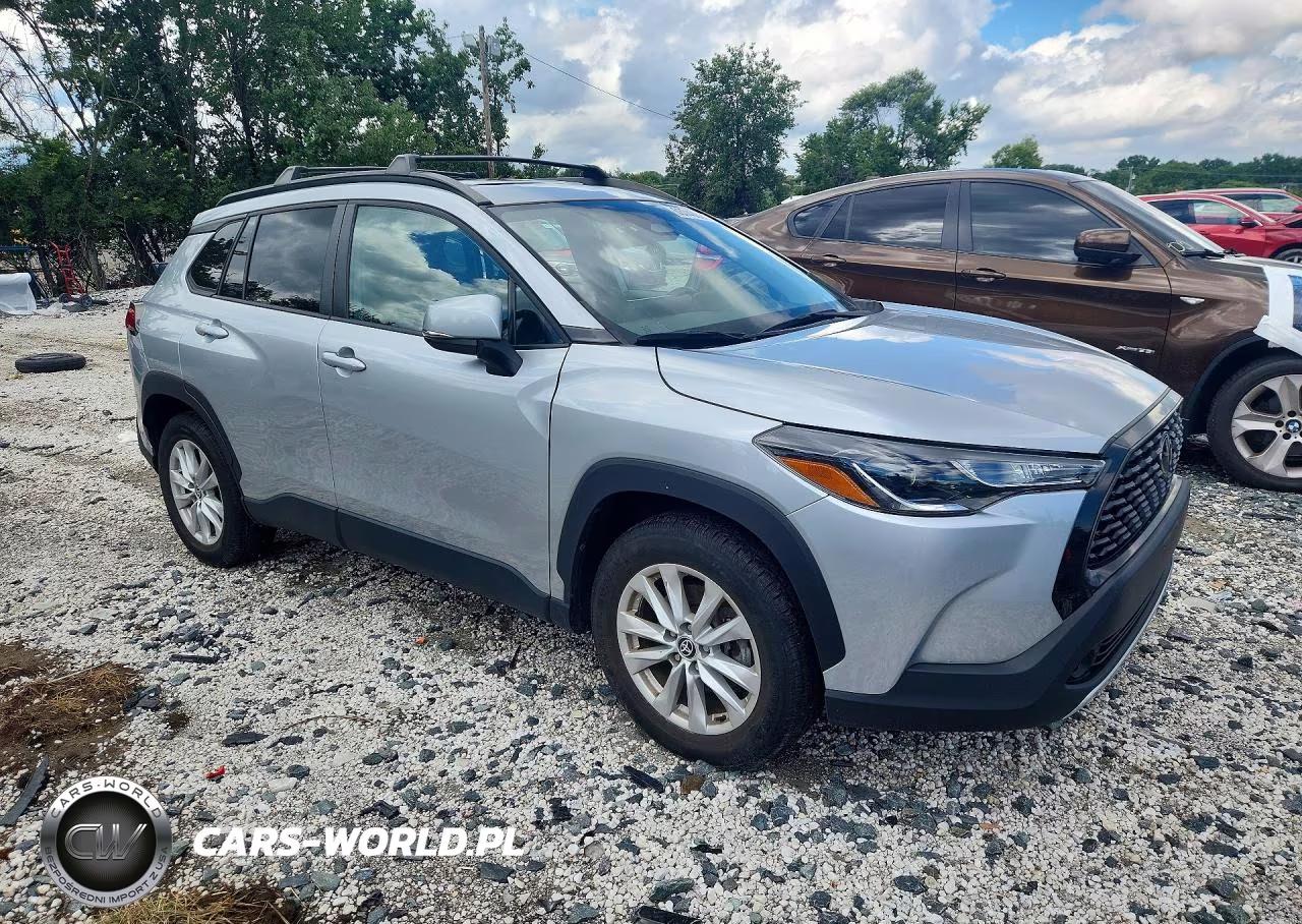 2023 Toyota Corolla Cross Le VIN:7MUBAABG2PV051731 - 4
