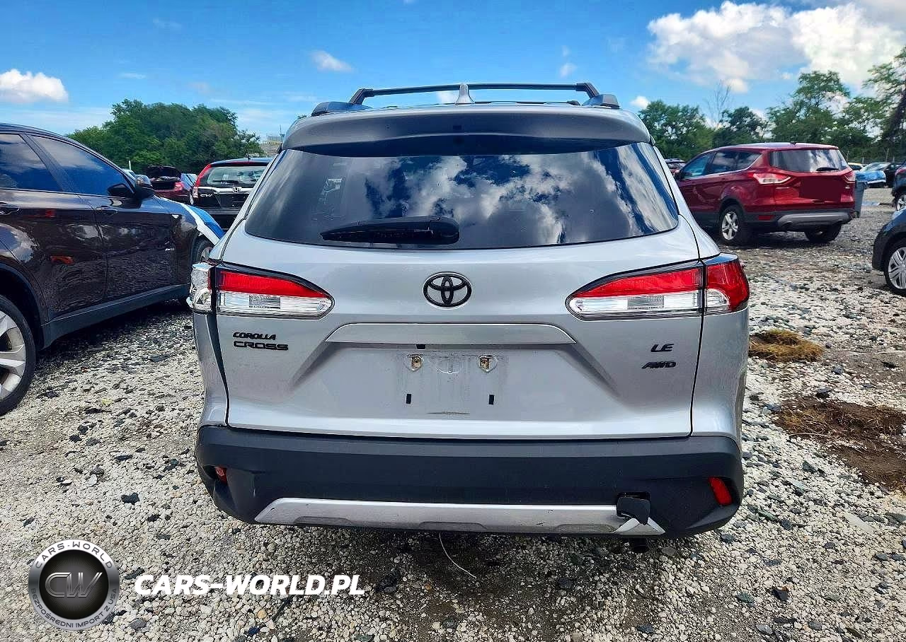 2023 Toyota Corolla Cross Le VIN:7MUBAABG2PV051731 - 6