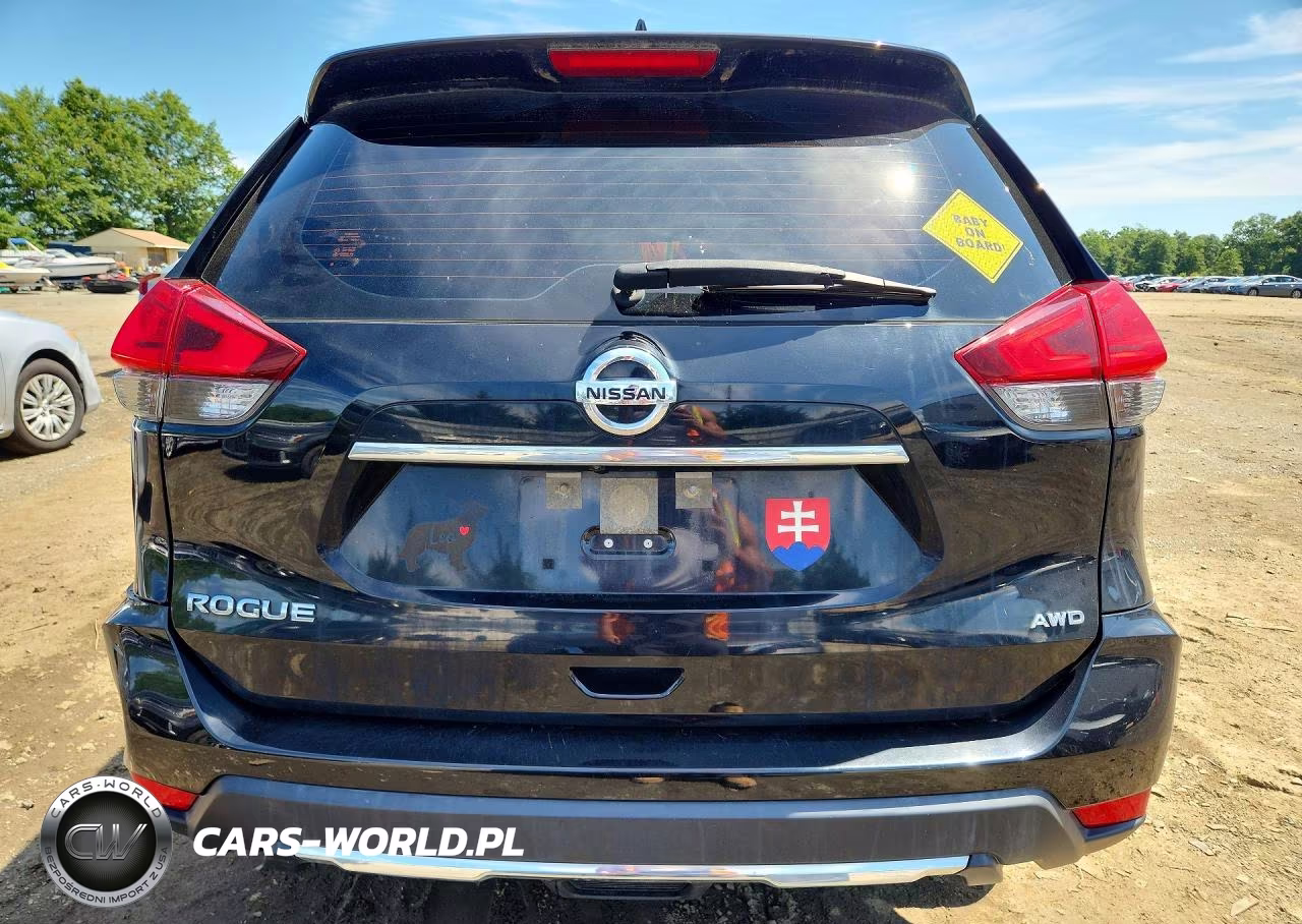 2017 Nissan Rogue S VIN:JN8AT2MV4HW256149 - 6