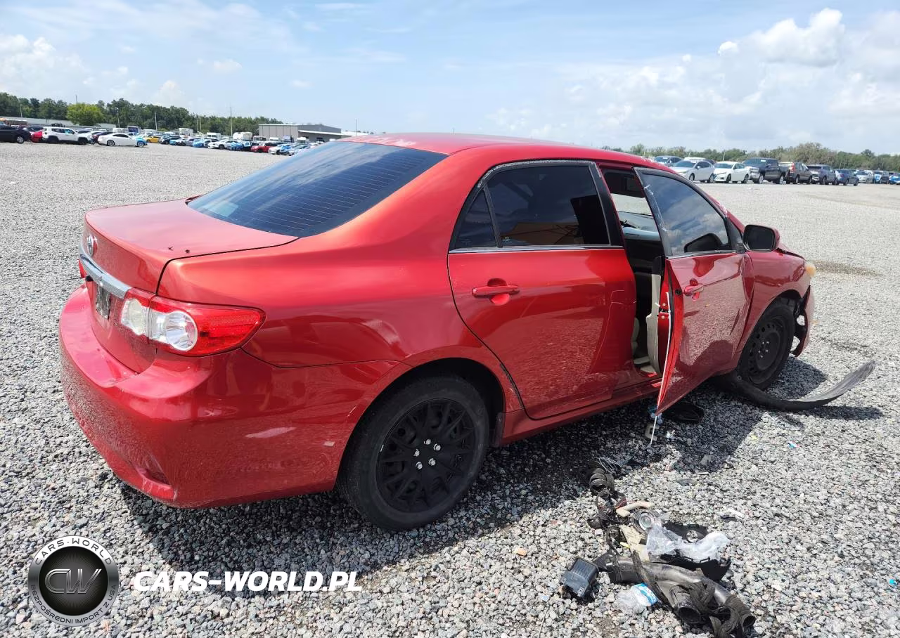 2013 Toyota Corolla Le VIN:2T1BU4EEXDC963248 - 3