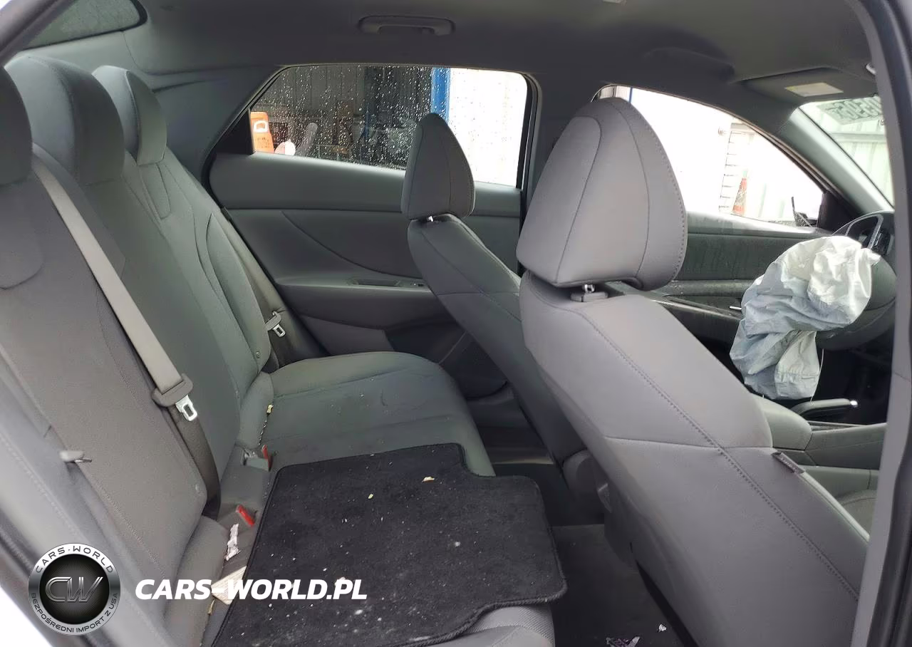 2026 Hyundai Elantra Se VIN:KMHLL4DG1TU183131 - 10
