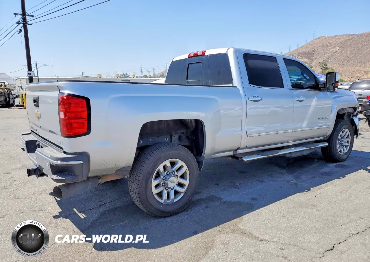 2019 Chevrolet Silverado K2500 Heavy Duty Ltz VIN:1GC1KTEY1KF158295 - 3