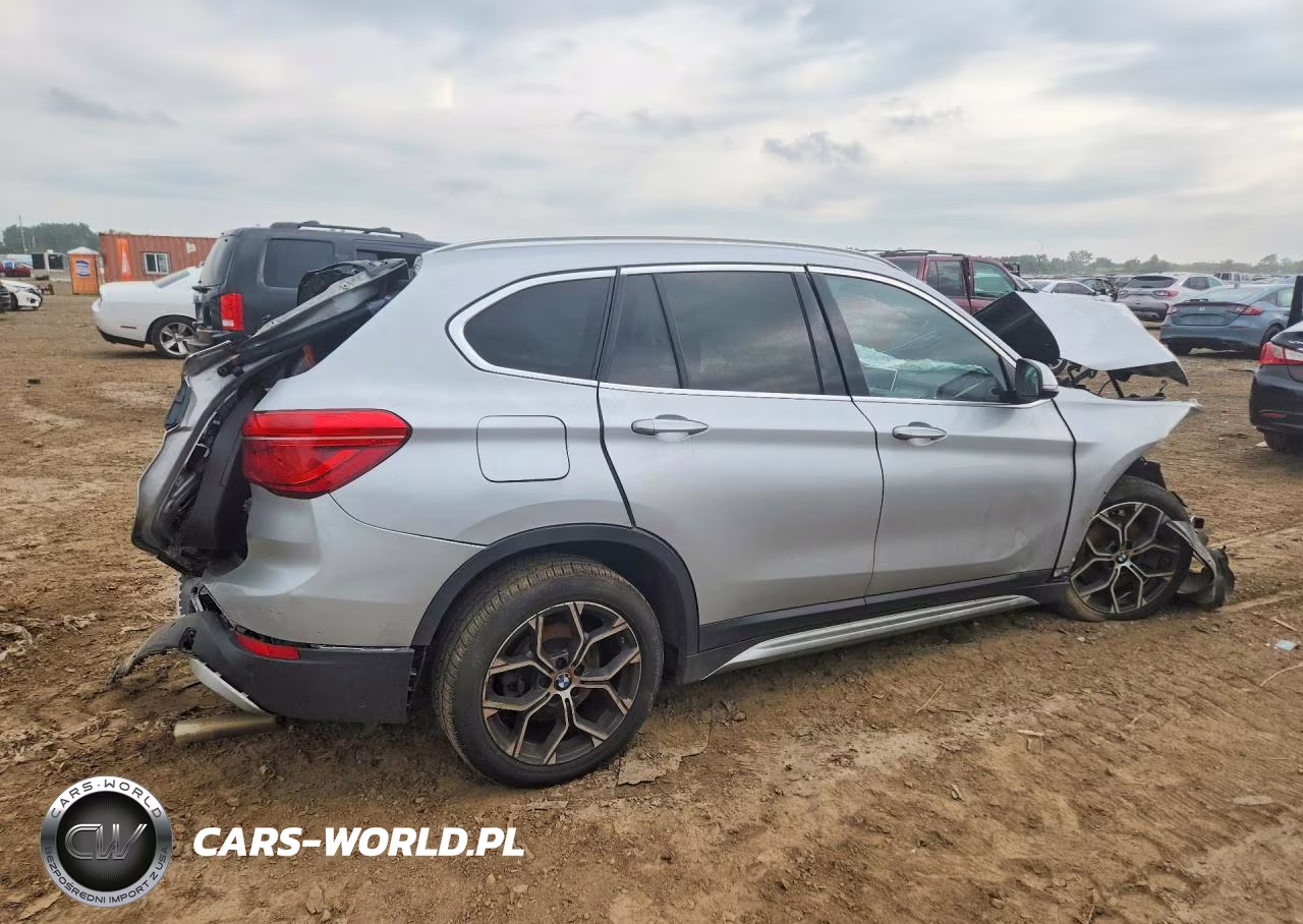 2020 BMW X1 xDrive28I VIN:WBXJG9C00L5R33150 - 3