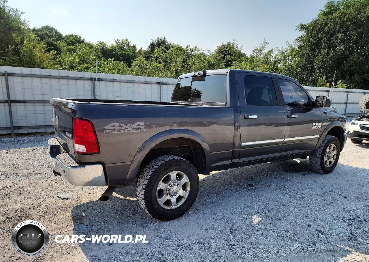 2017 Ram 2500 Slt VIN:3C6UR5DJ9HG558743 - 3