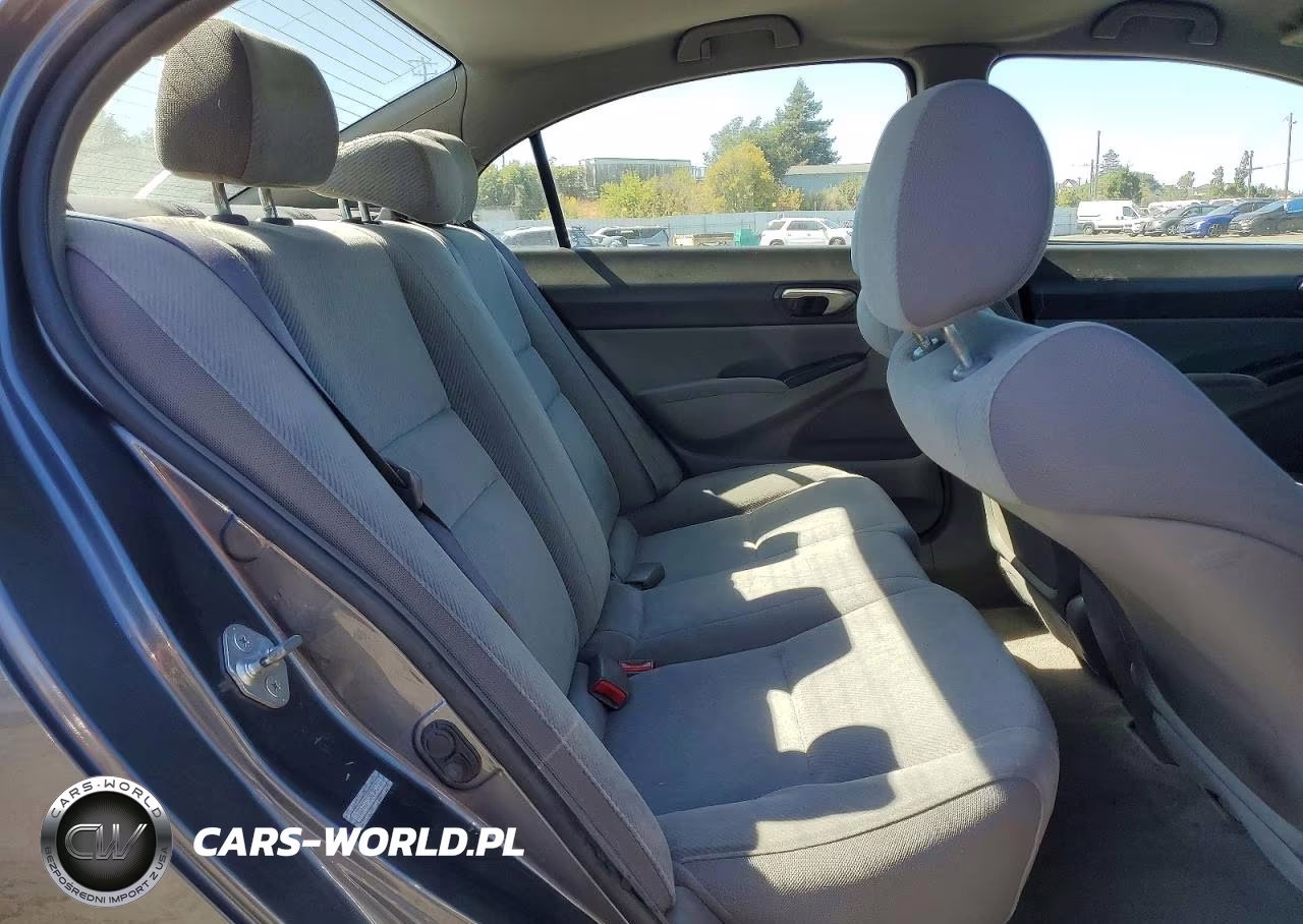 2010 Honda Civic Lx VIN:19XFA1F57AE045753 - 10