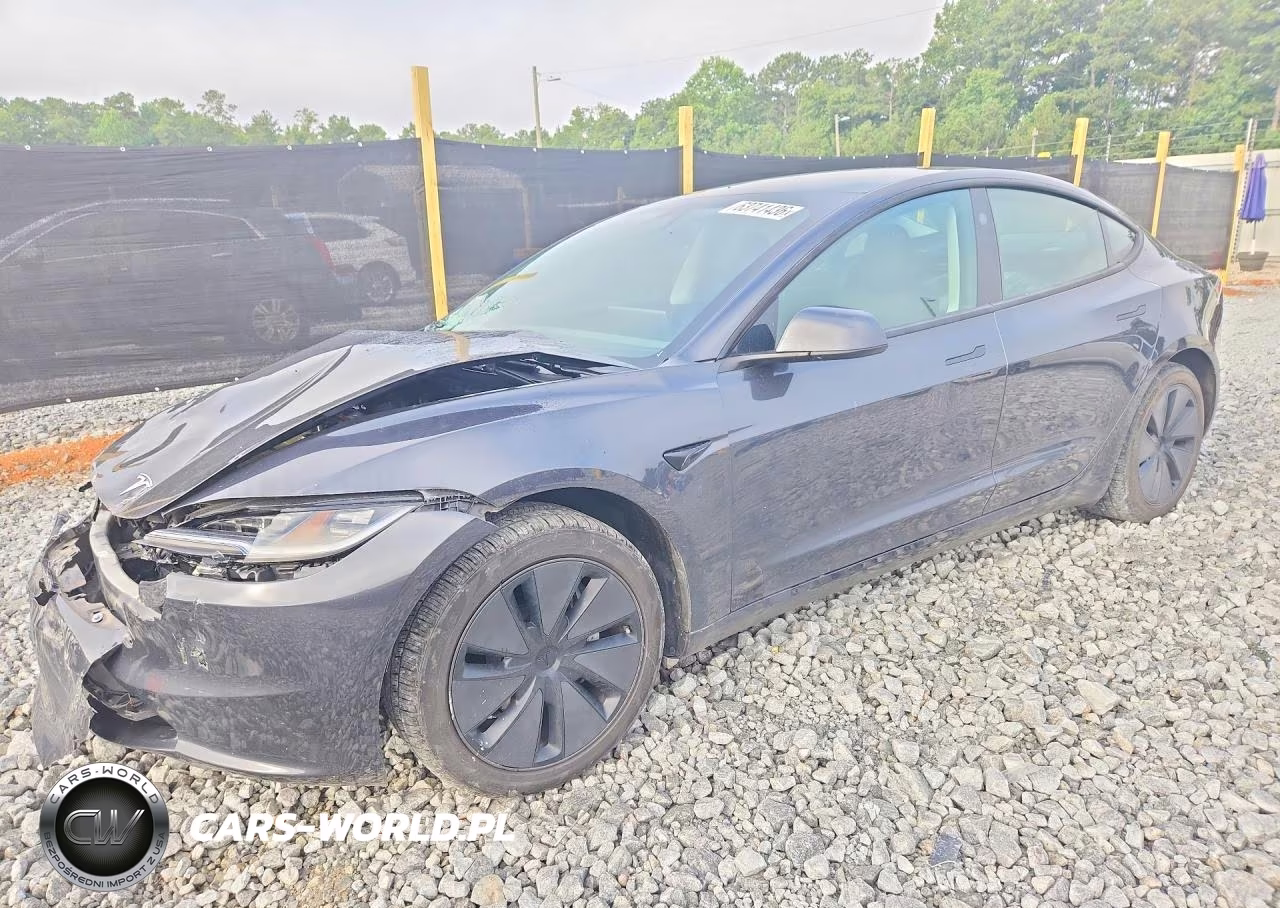 2024 Tesla Model 3 – zdjęcie 1 z 13