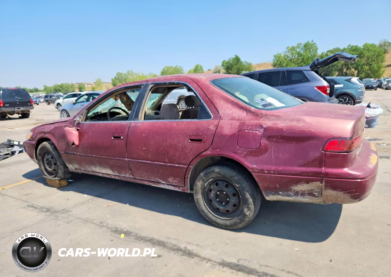 1998 Toyota Camry Le VIN:JT2BG22KXW0124891 - 2