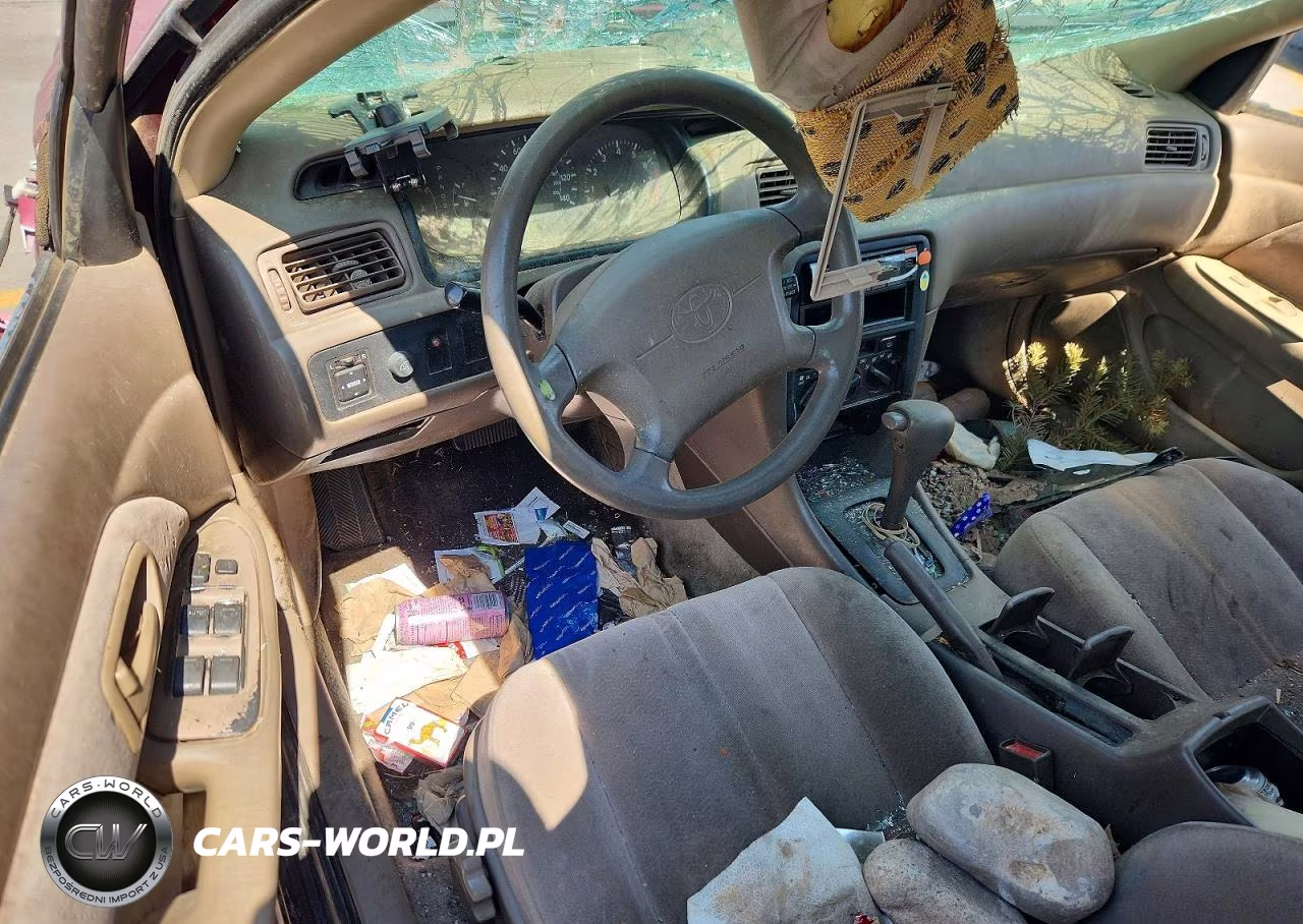 1998 Toyota Camry Le VIN:JT2BG22KXW0124891 - 8