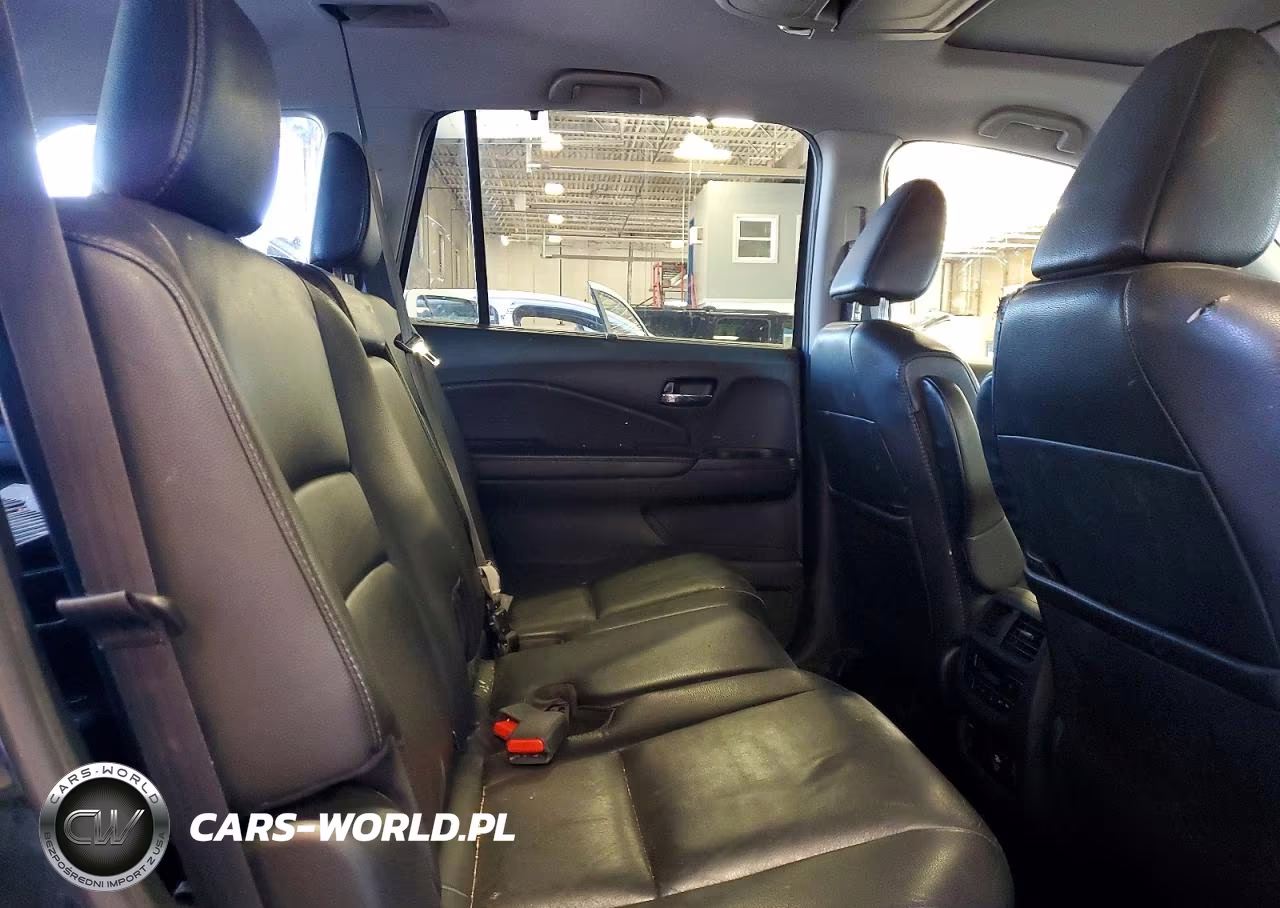 2021 Honda Pilot Touring VIN:5FNYF6H98MB070229 - 11
