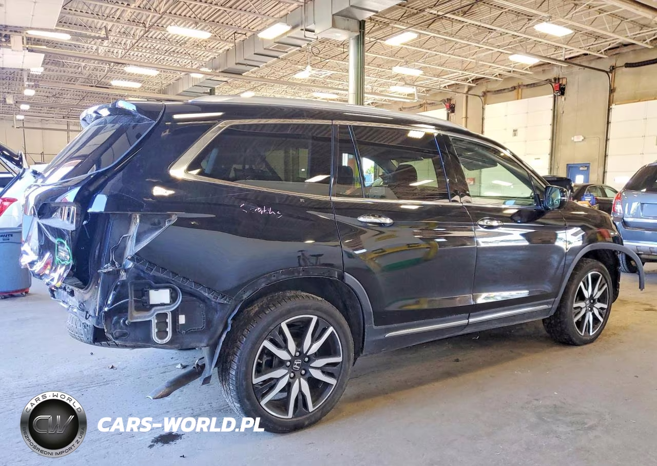 2021 Honda Pilot Touring VIN:5FNYF6H98MB070229 - 3