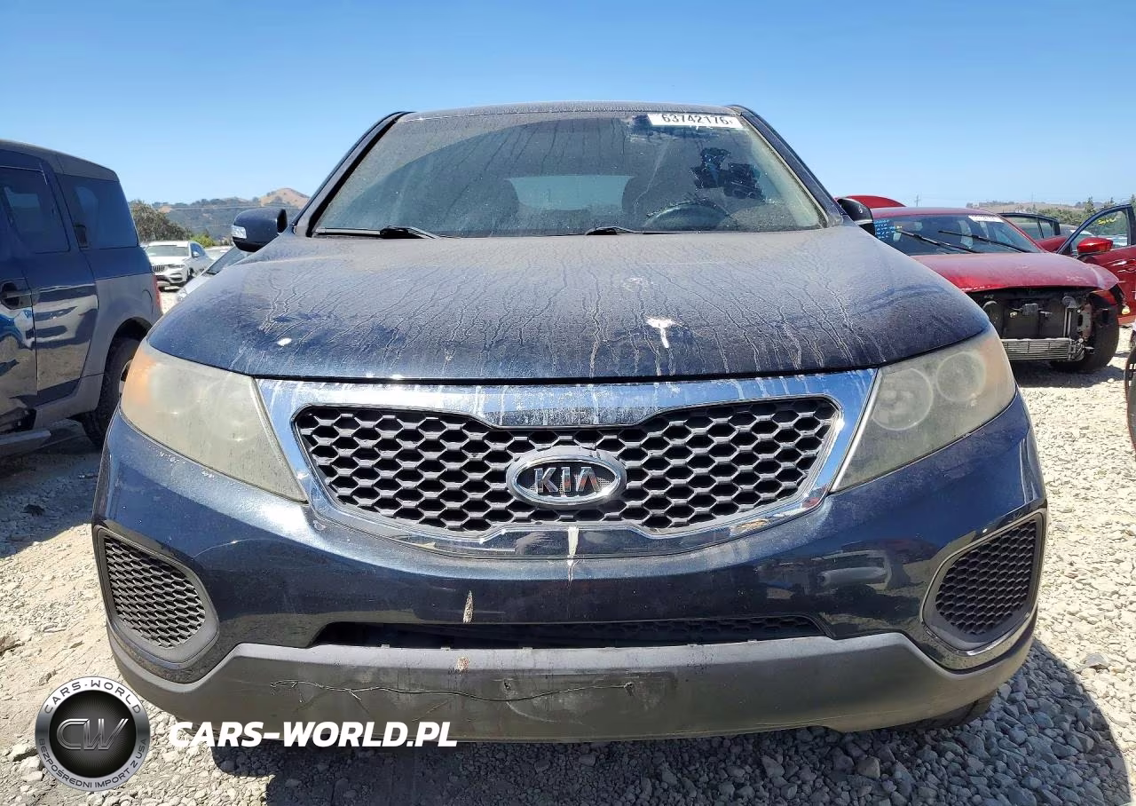 2012 Kia Sorento Lx VIN:5XYKT3A18CG241263 - 5