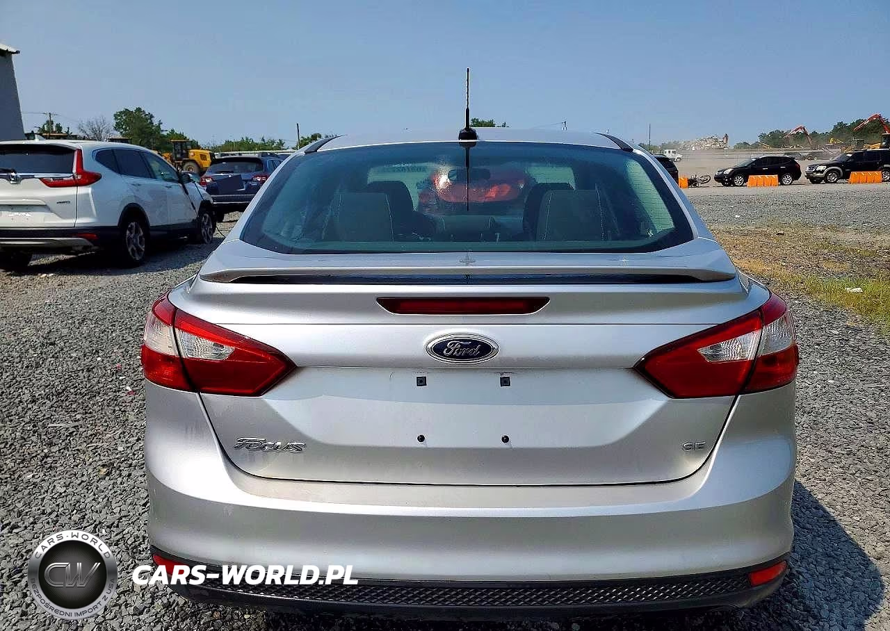 2012 Ford Focus Se VIN:1FAHP3F27CL442274 - 6
