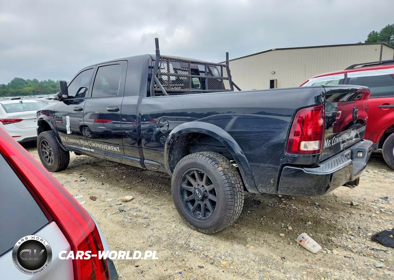 2017 Ram 2500 Laramie VIN:3C6UR5NJ6HG501253 - 2