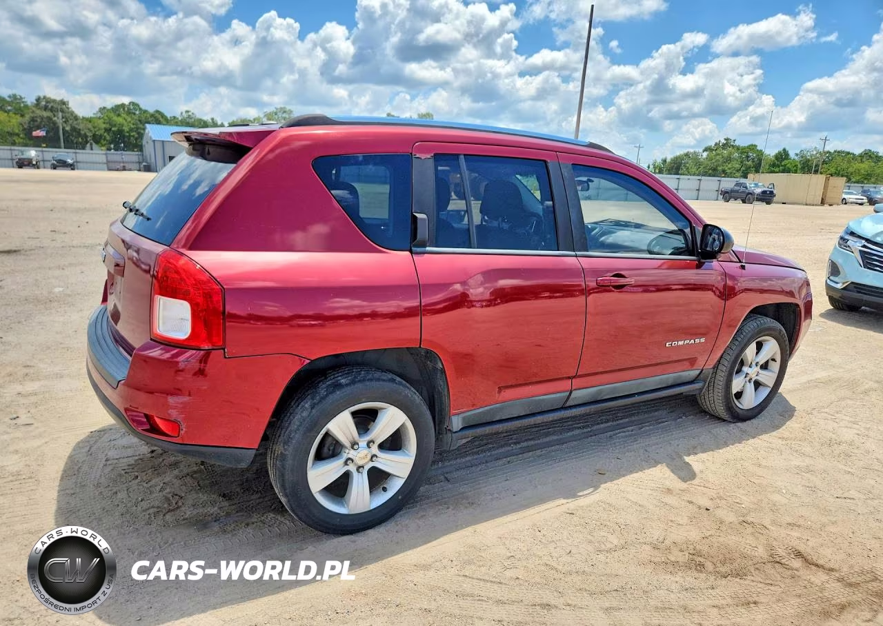 2011 Jeep Compass Sport VIN:1J4NF1FB8BD174620 - 3