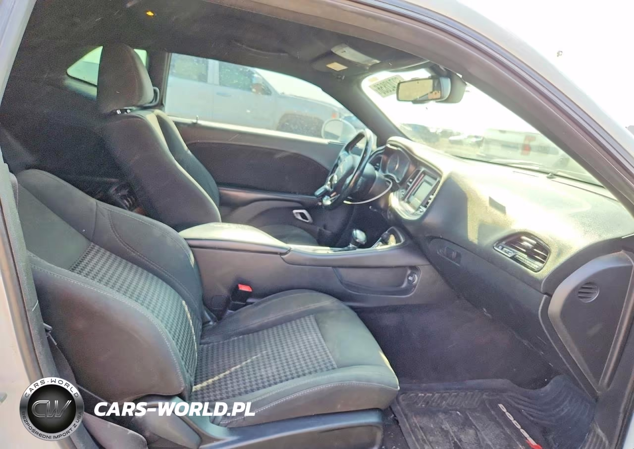 2016 Dodge Challenger Sxt VIN:2C3CDZAG5GH284091 - 10