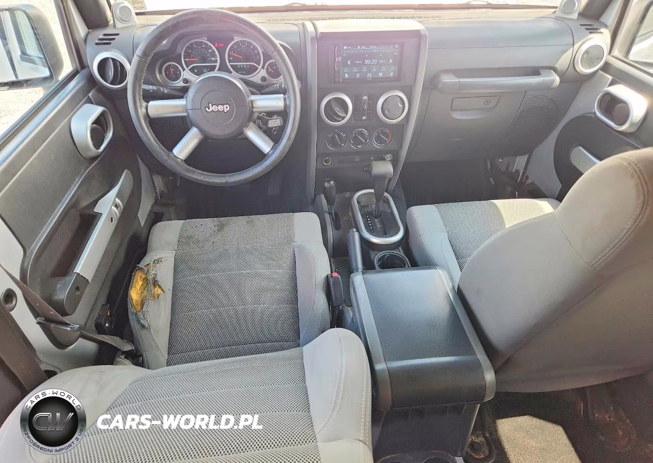 2007 Jeep Wrangler Sahara VIN:1J4GA59187L177807 - 8