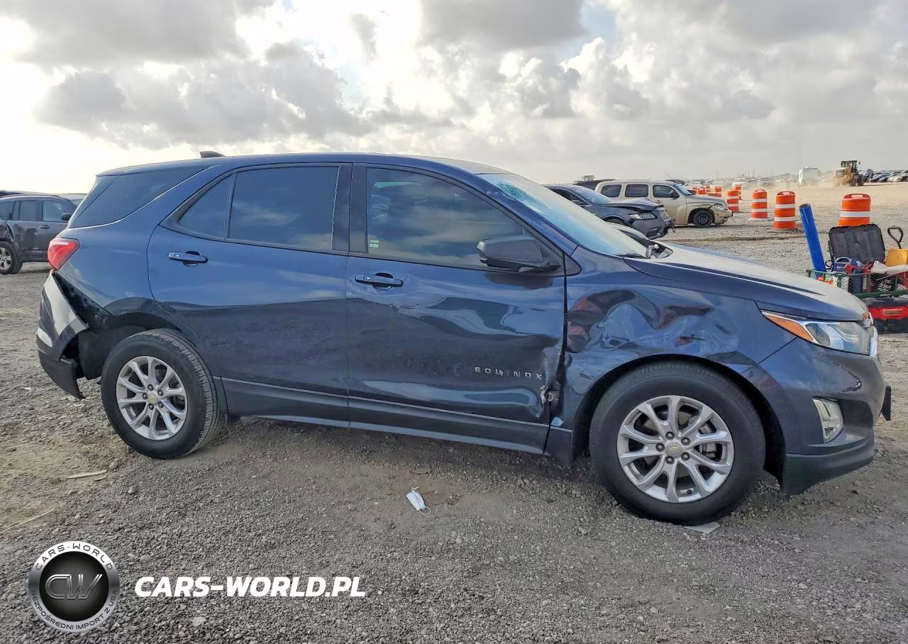 2018 Chevrolet Equinox Ls VIN:3GNAXHEV8JL392773 - 4
