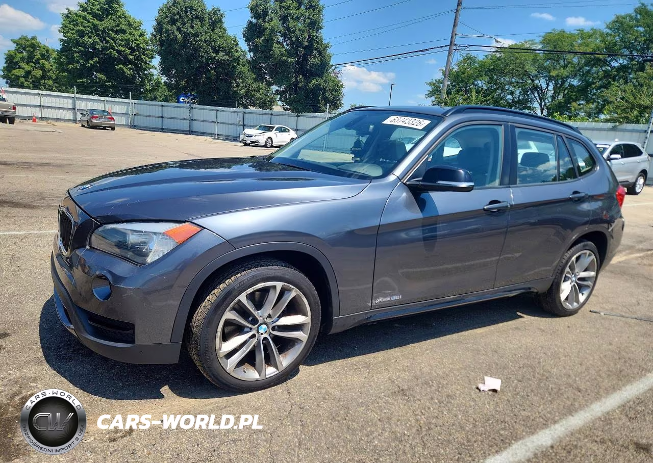 2014 BMW X1 xDrive28I VIN:WBAVL1C59EVY20854 - 1