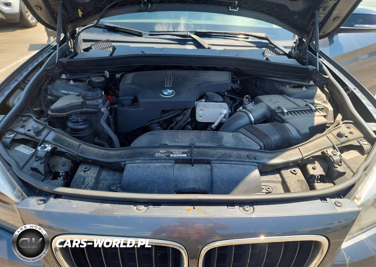 2014 BMW X1 xDrive28I VIN:WBAVL1C59EVY20854 - 11