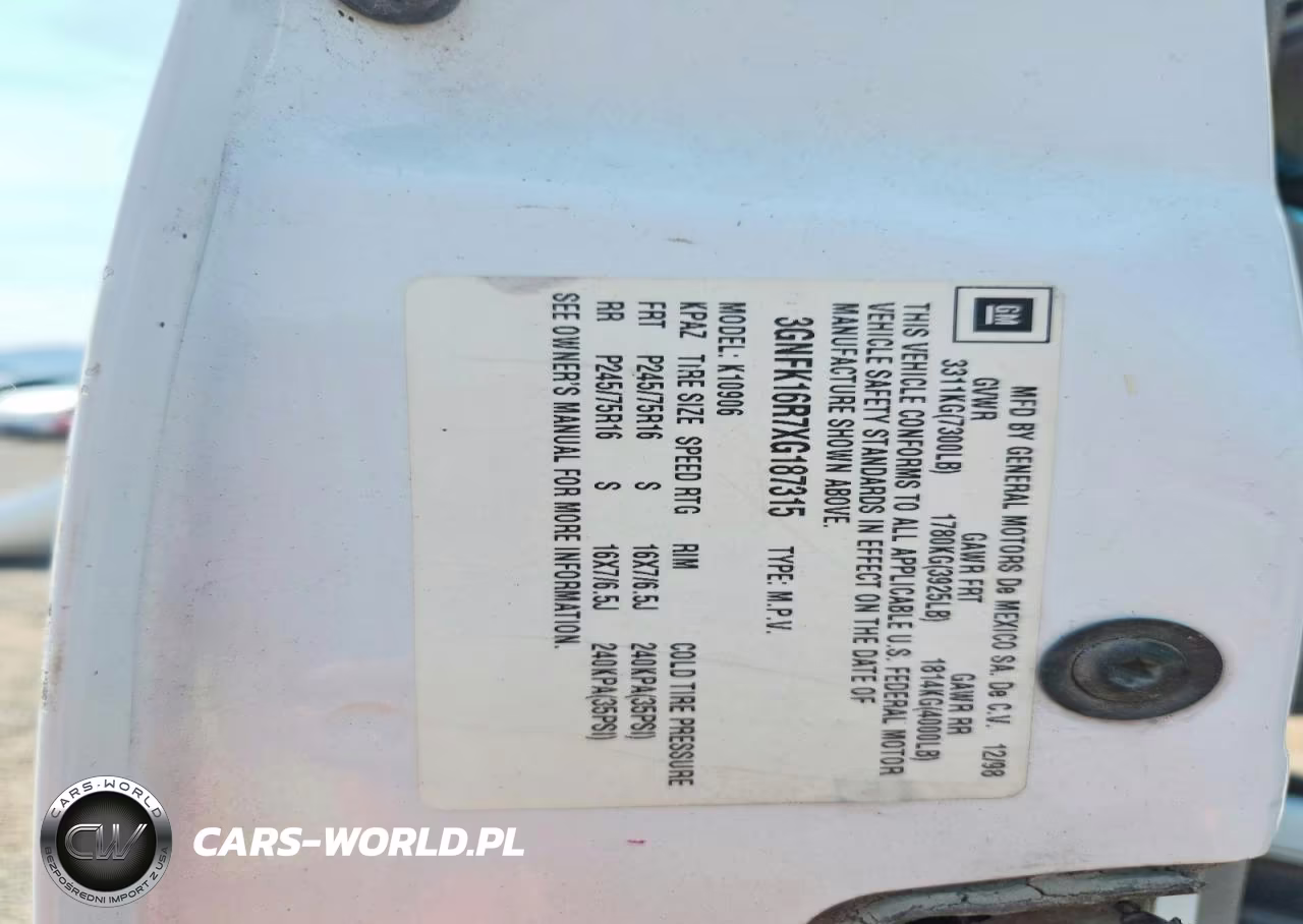 1999 Chevrolet Suburban K1500 VIN:3GNFK16R7XG187315 - 12