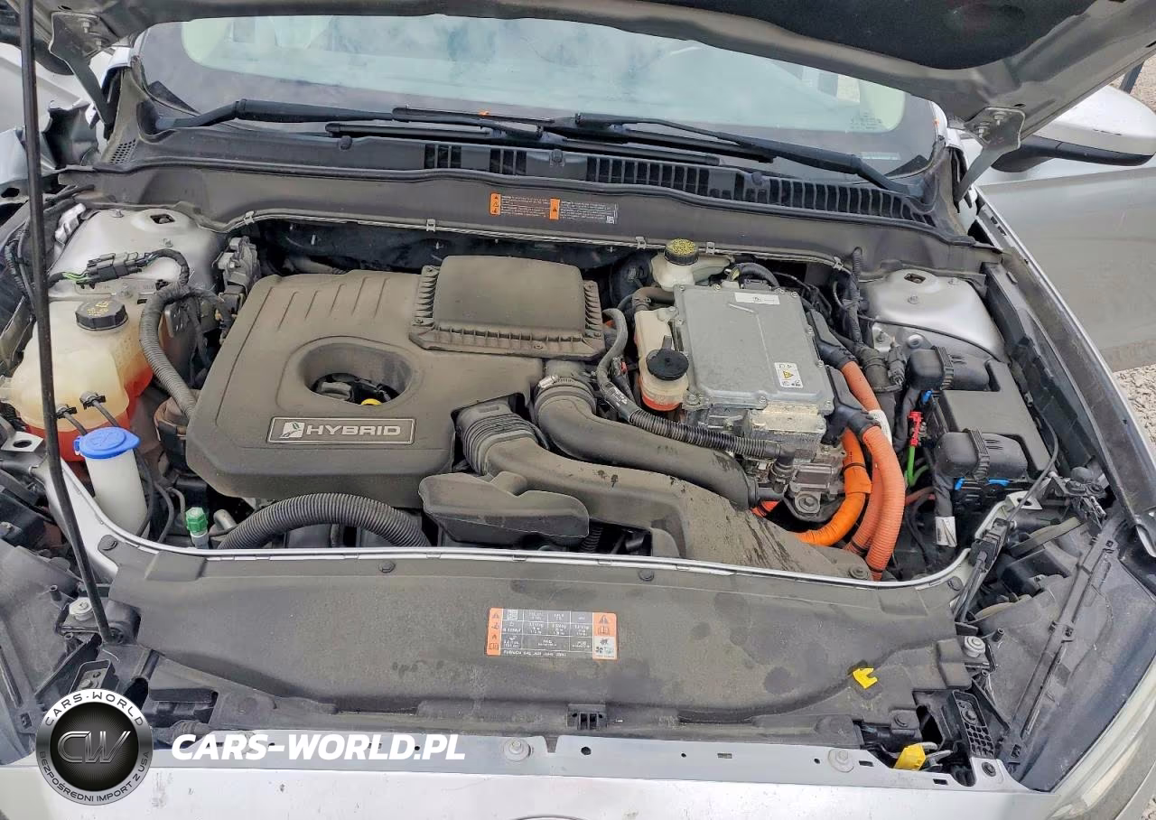 2018 Ford Fusion S Hybrid VIN:3FA6P0UU3JR100202 - 11