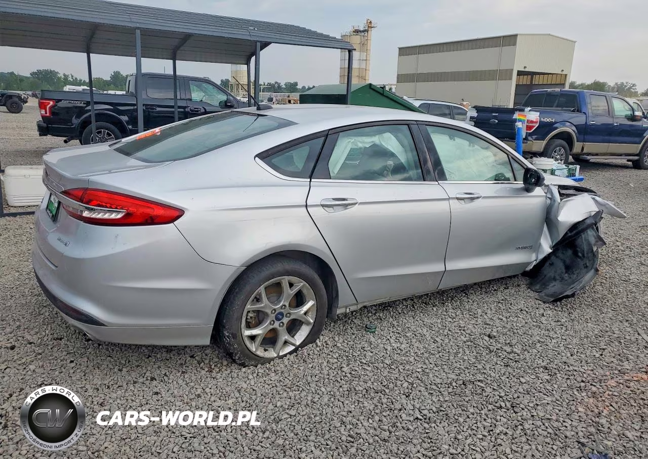 2018 Ford Fusion S Hybrid VIN:3FA6P0UU3JR100202 - 3